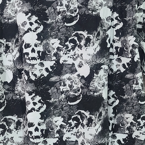 🌻 HOST PICK 🌻 NWT Men's Robert Graham Classic Fit Skull Polo size Large $98 - Picture 8 of 10